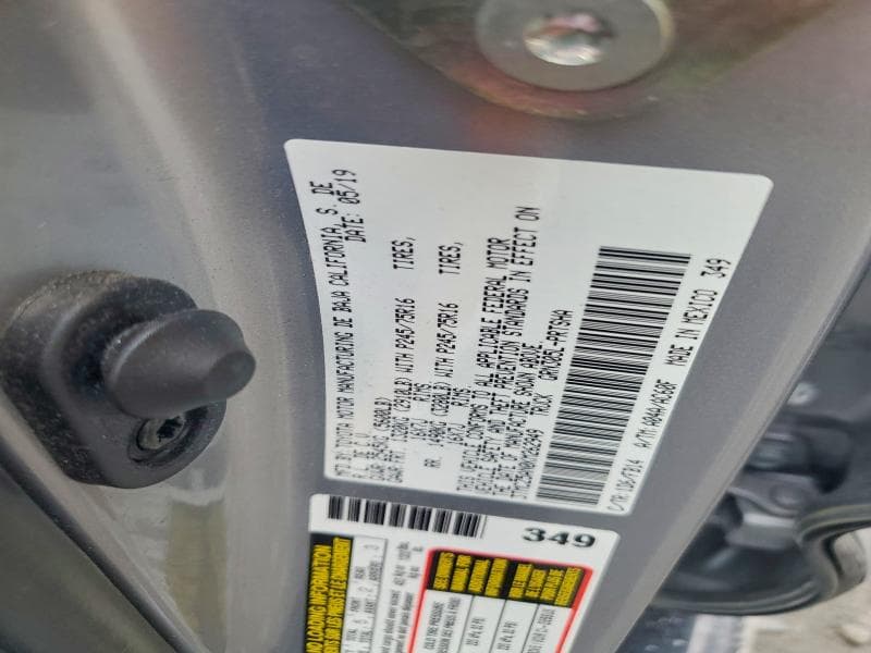 2019 TOYOTA TACOMA SR V6 12