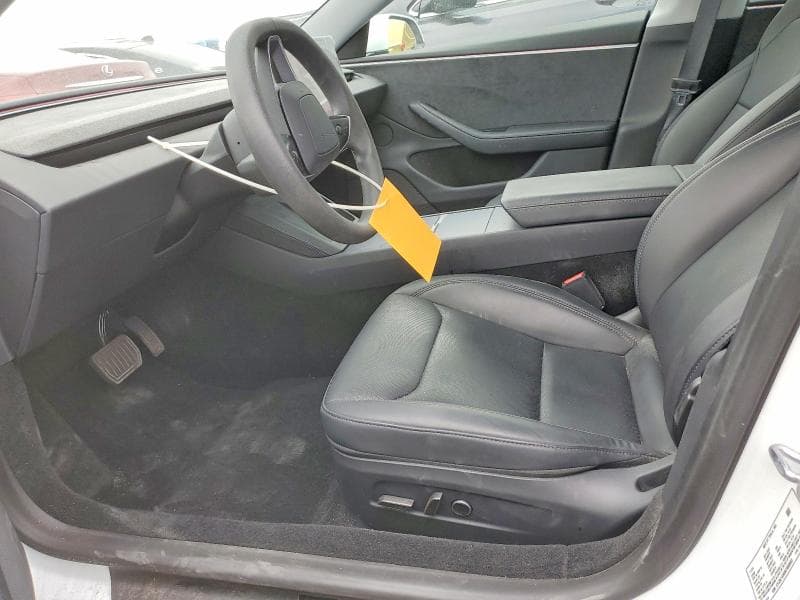 2025 TESLA MODEL 3 7