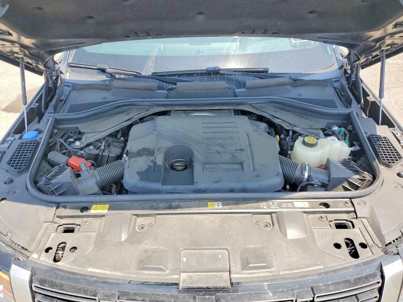 2025 LAND ROVER RANGE ROVER SE 12
