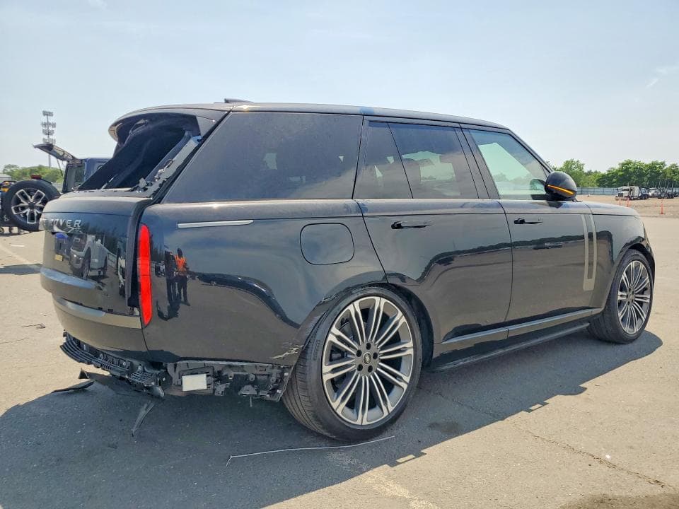 2025 LAND ROVER RANGE ROVER SE 3