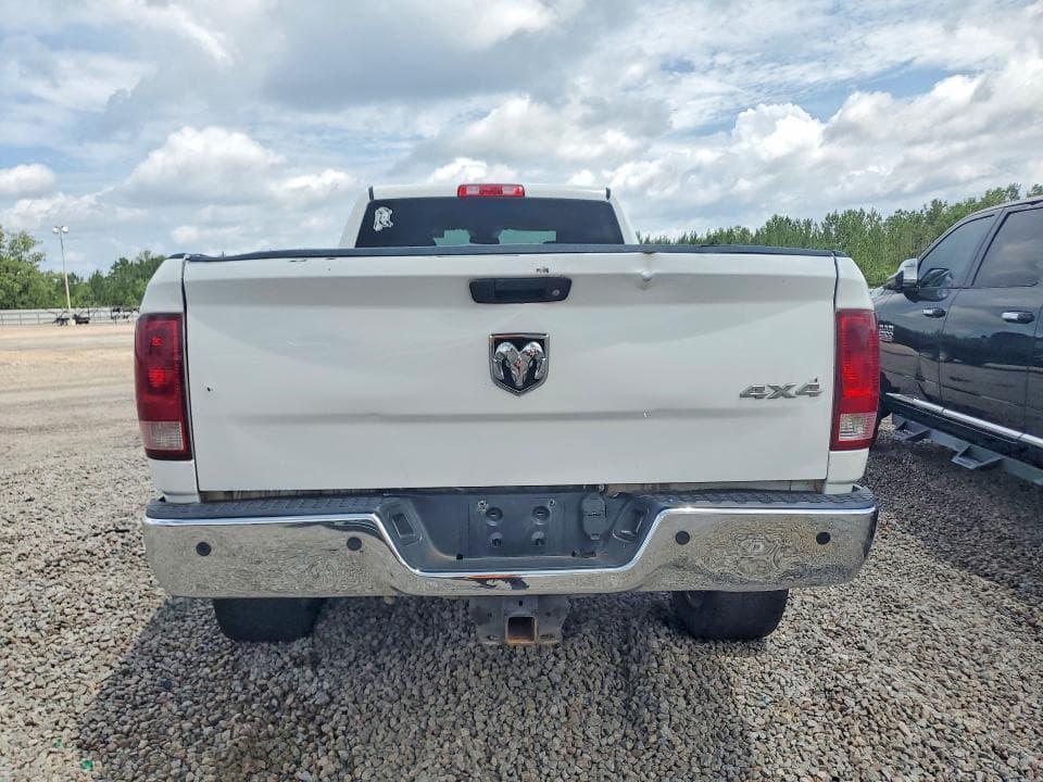 2018 RAM 3500 ST 7