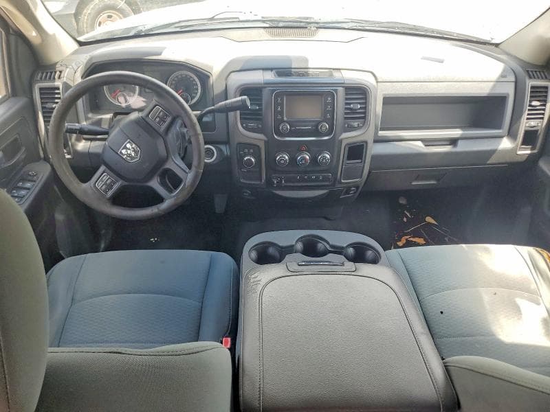 2018 RAM 3500 ST 9