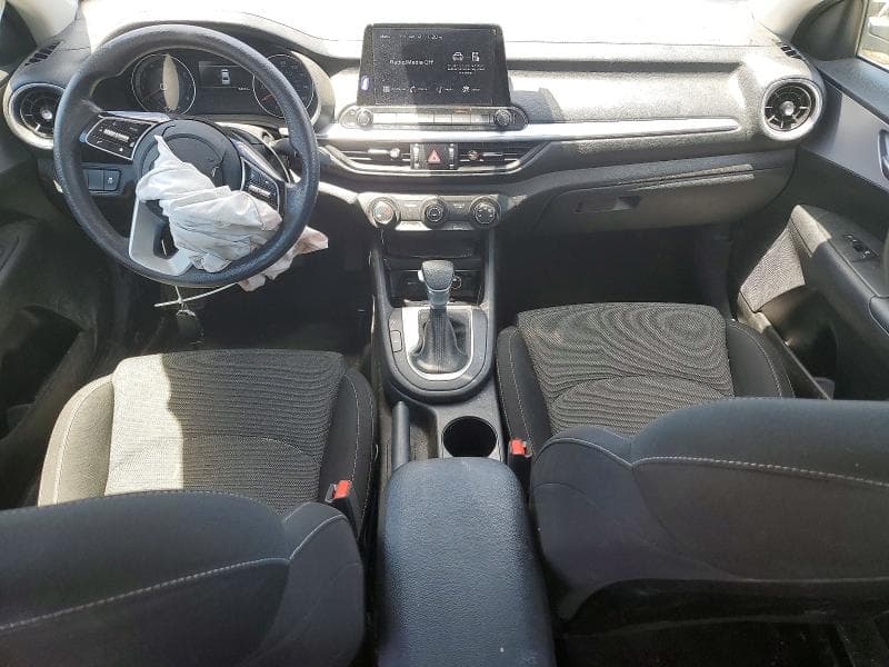 2022 KIA FORTE LXS 8