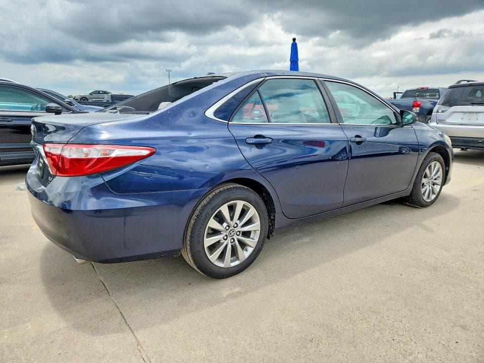2017 TOYOTA CAMRY XLE XLE 3