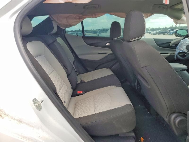 2021 CHEVROLET EQUINOX 11