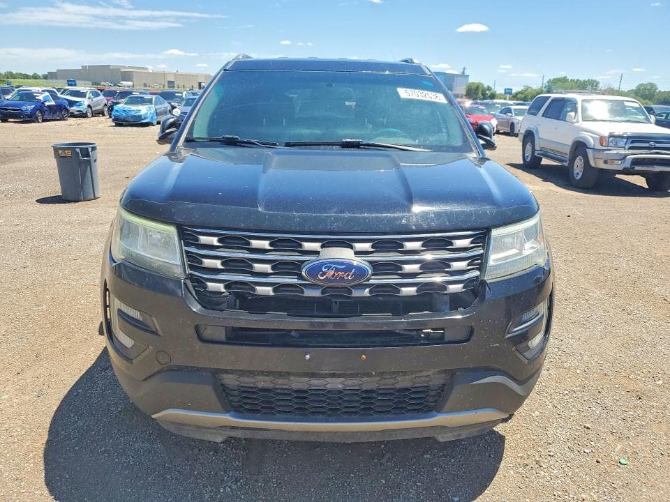2017 FORD EXPLORER XLT 5