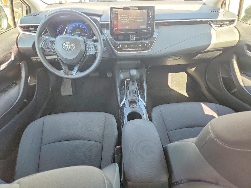 2021 TOYOTA COROLLA LE 8