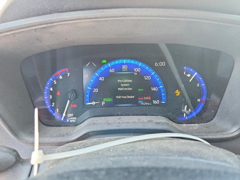 2021 TOYOTA COROLLA LE 9