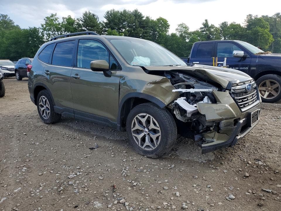 2024 SUBARU FORESTER PREMIUM PREMIUM 4