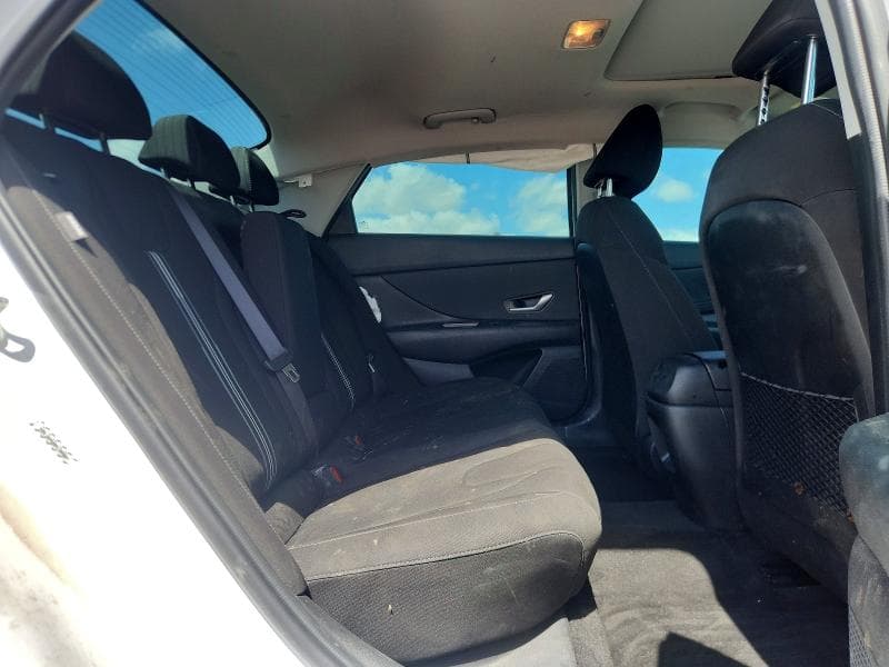 2024 HYUNDAI ELANTRA SEL SEL 10