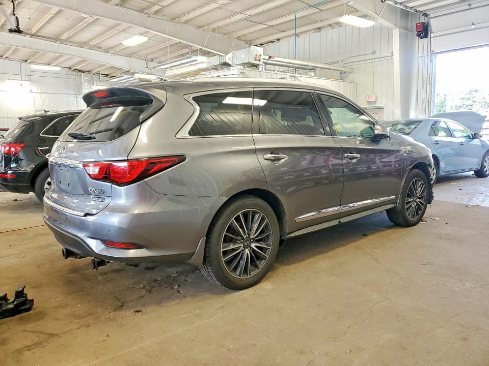 2018 INFINITI QX60 BASE 3