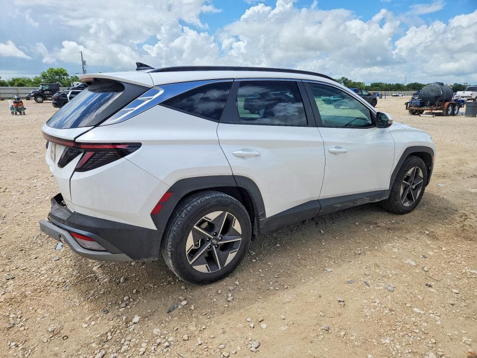 2025 HYUNDAI TUCSON SEL 3