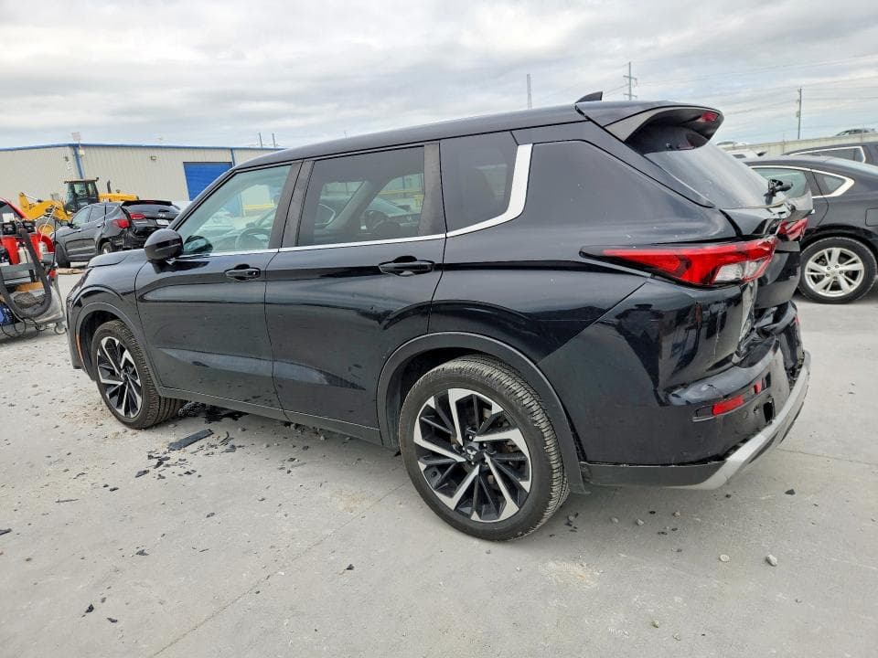 2022 MITSUBISHI OUTLANDER SE 2