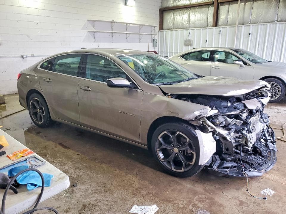 2022 CHEVROLET MALIBU LT 4