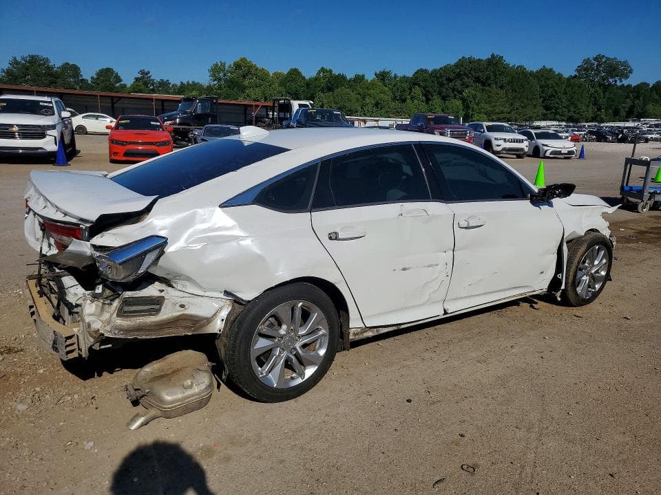2020 HONDA ACCORD LX 3