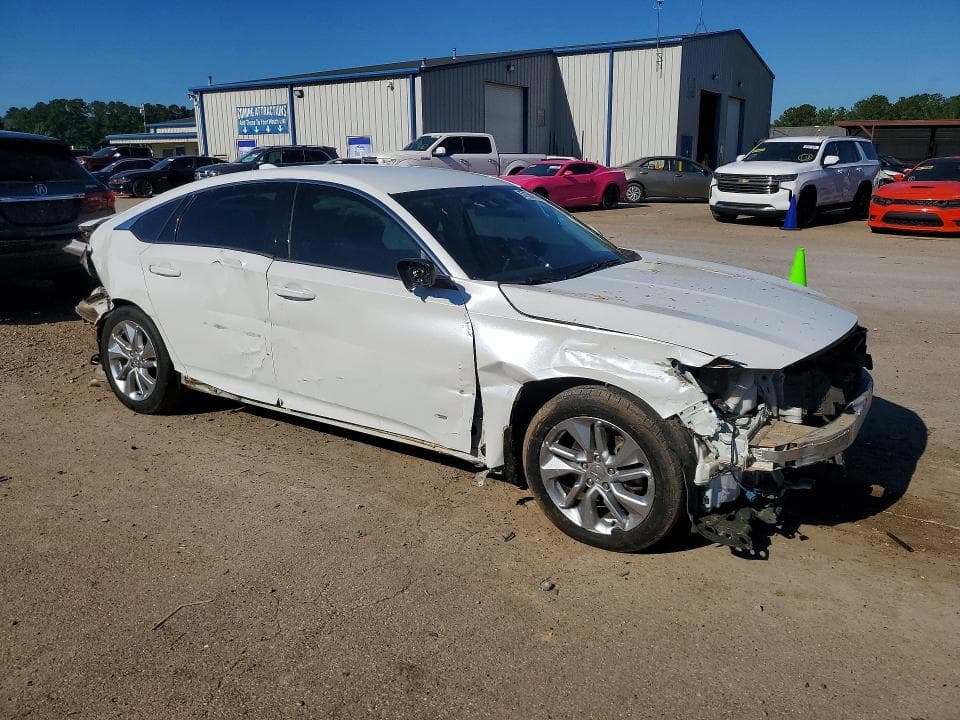 2020 HONDA ACCORD LX 4