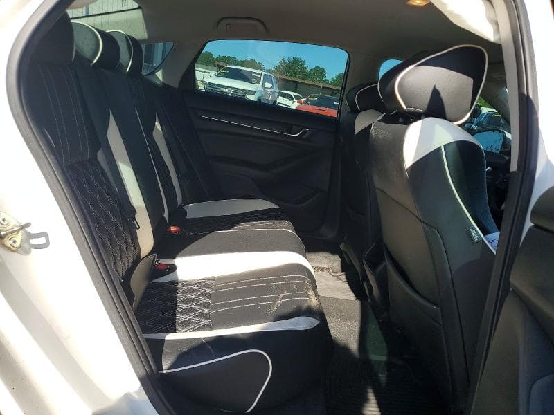 2020 HONDA ACCORD LX 10