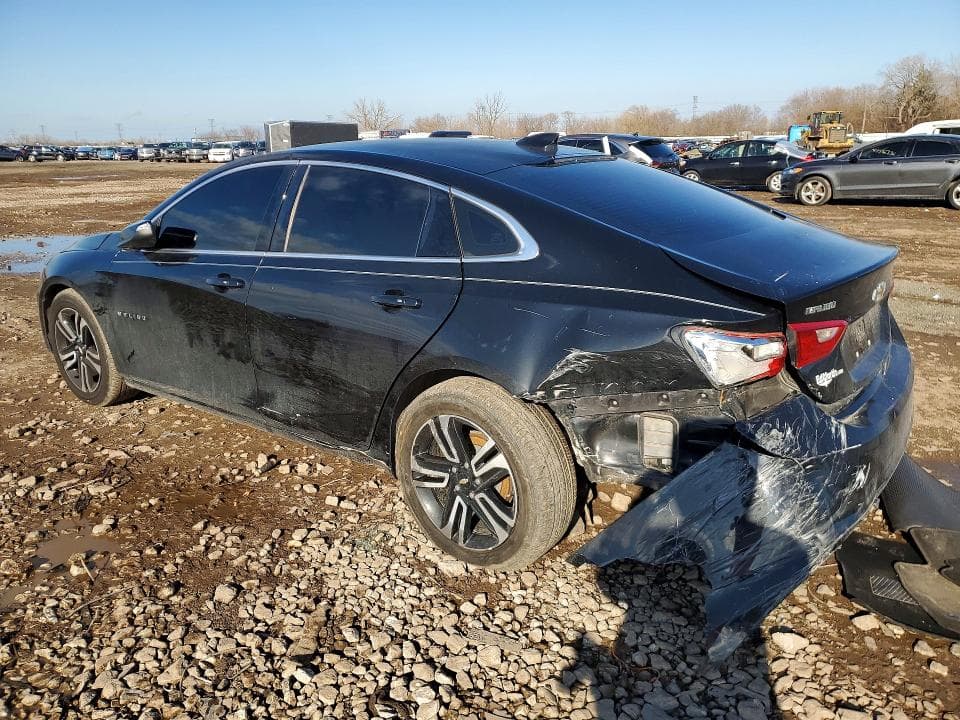 2017 CHEVROLET MALIBU LT 2