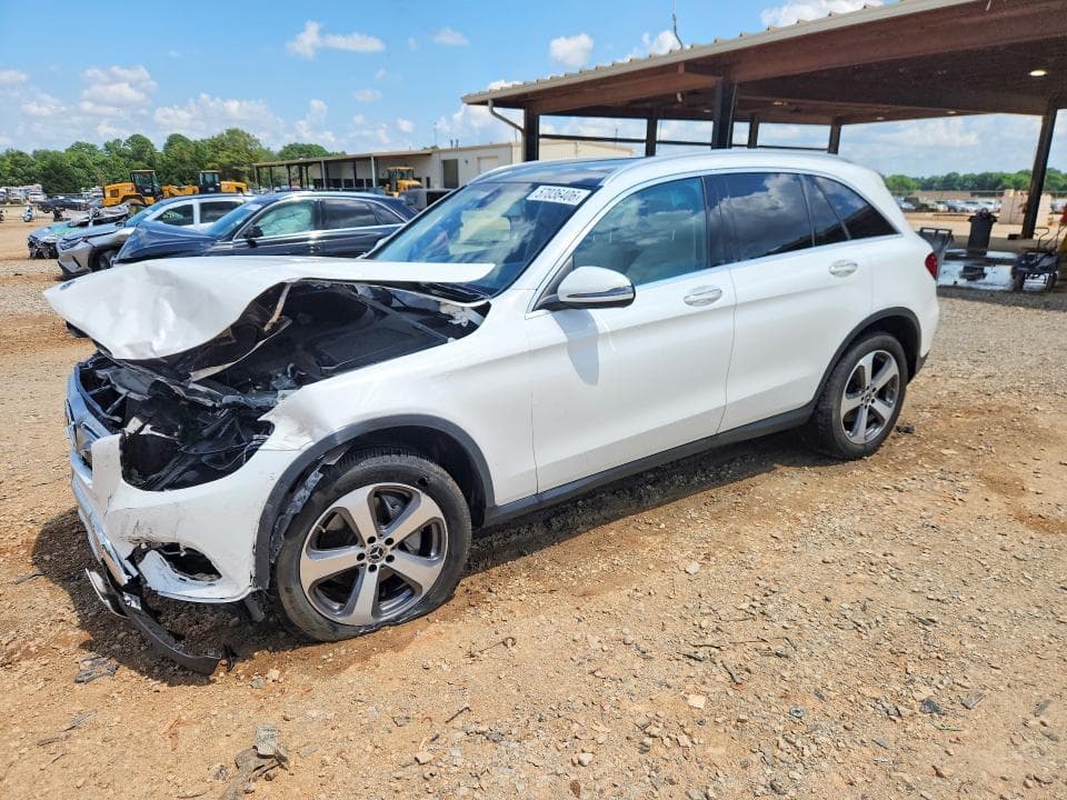 2019 MERCEDES-BENZ GLC 300 - 1