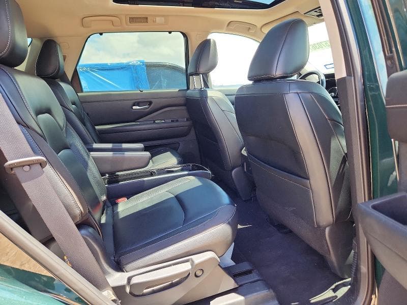 2022 NISSAN PATHFINDER SL 11