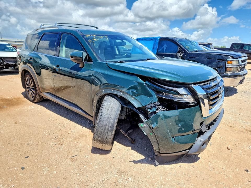 2022 NISSAN PATHFINDER SL 4