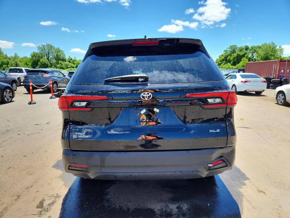 2025 TOYOTA GRAND HIGHLANDER XLE 6