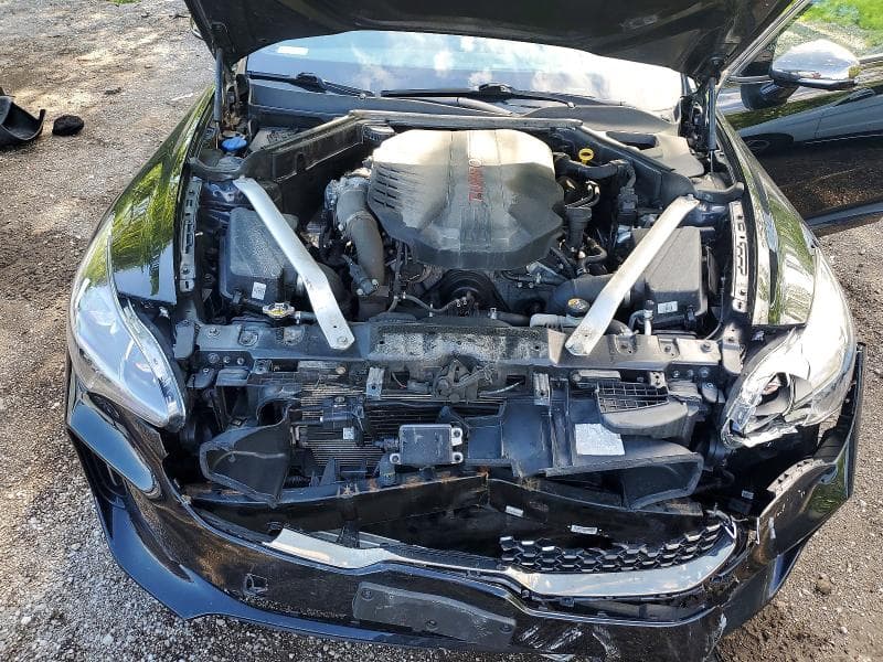 2019 KIA STINGER GT2 11