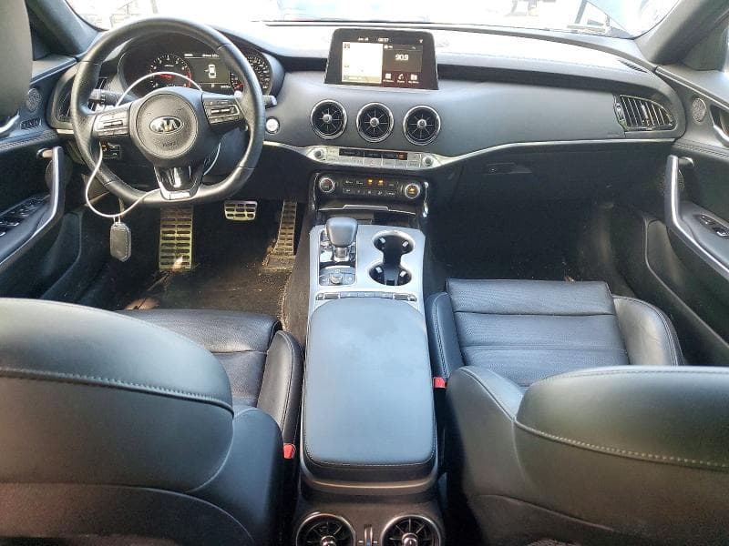 2019 KIA STINGER GT2 8