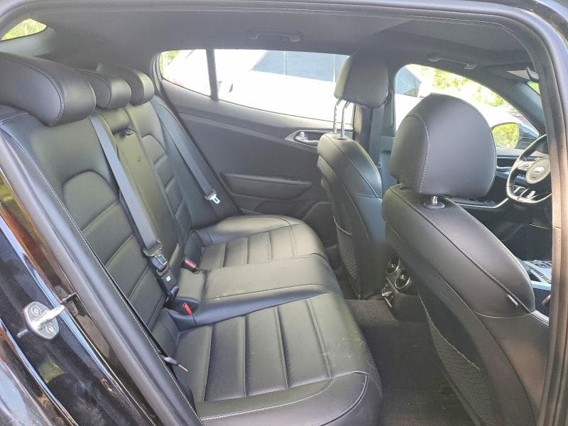 2019 KIA STINGER GT2 10