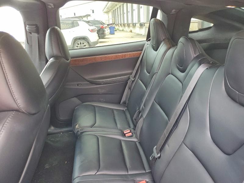 2020 TESLA MODEL X 11