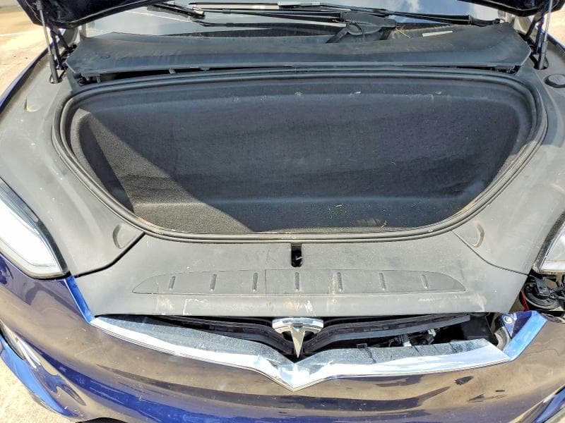 2020 TESLA MODEL X 12