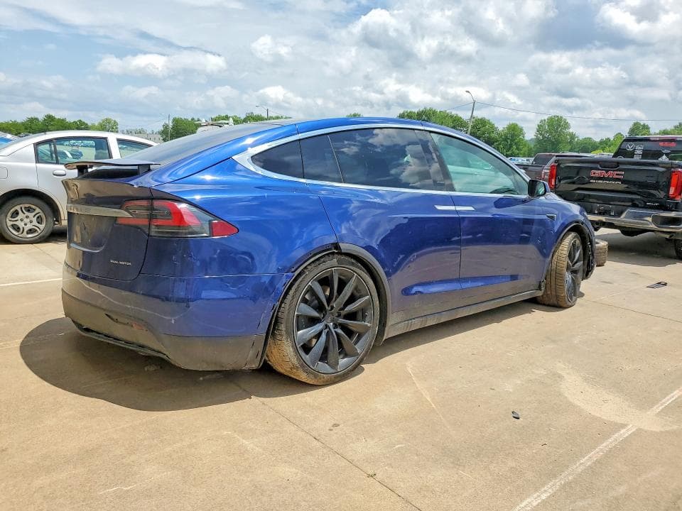 2020 TESLA MODEL X 3
