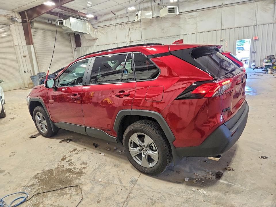 2025 TOYOTA RAV4 HYBRID XLE 2