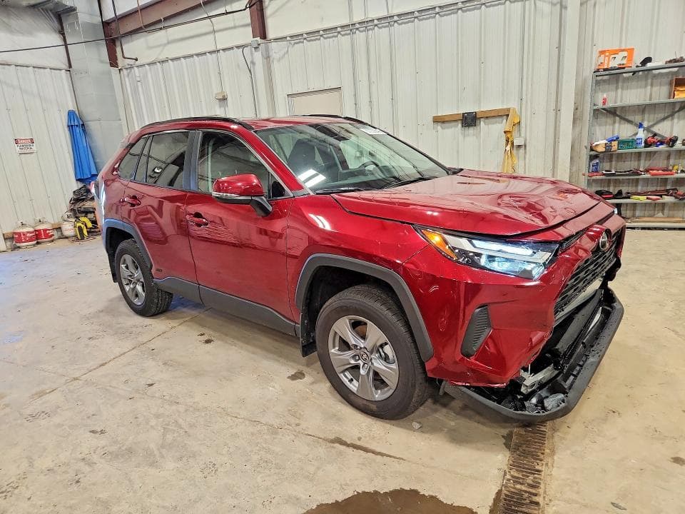 2025 TOYOTA RAV4 HYBRID XLE 4