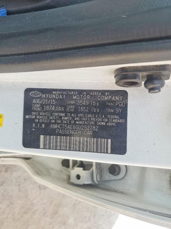 2016 HYUNDAI ACCENT SE 12