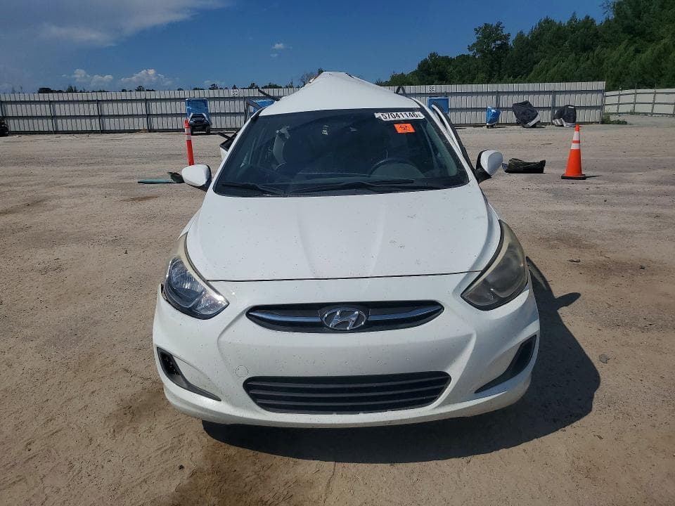2016 HYUNDAI ACCENT SE 5