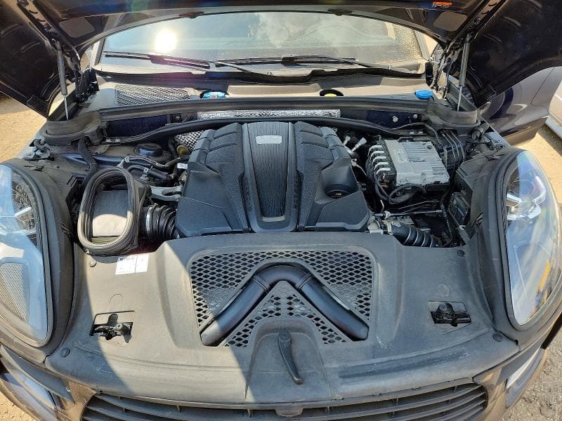 2021 PORSCHE MACAN S 11