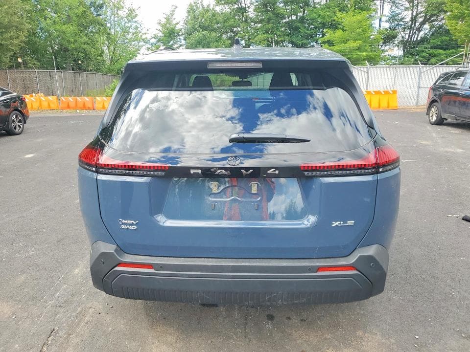 2026 TOYOTA RAV4 XLE PREMIUM XLE PREMIUM 6