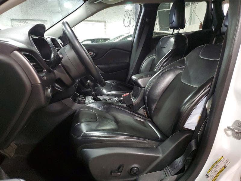 2019 JEEP CHEROKEE LATITUDE PLUS 7