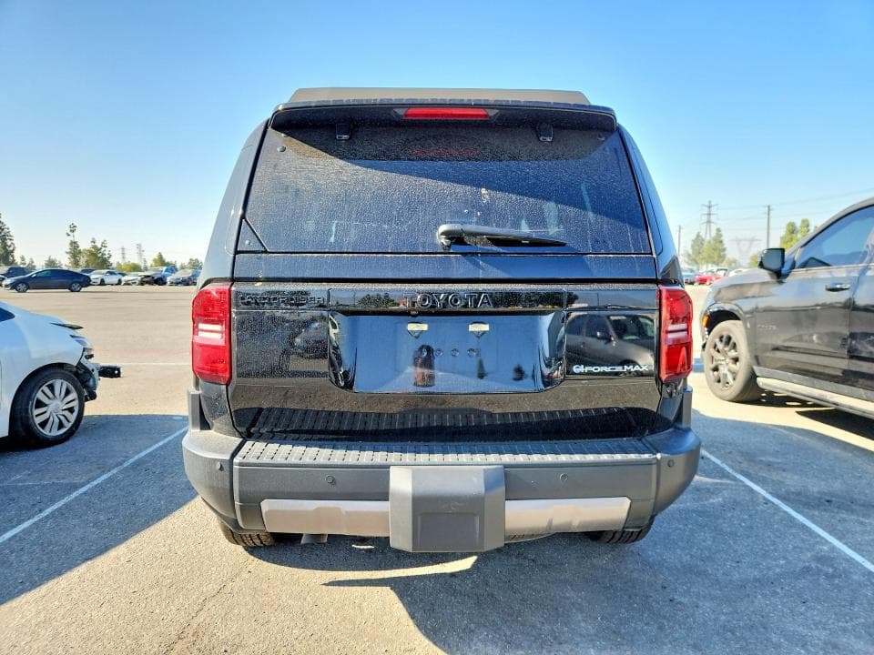 2025 TOYOTA LAND CRUISER BASE 6