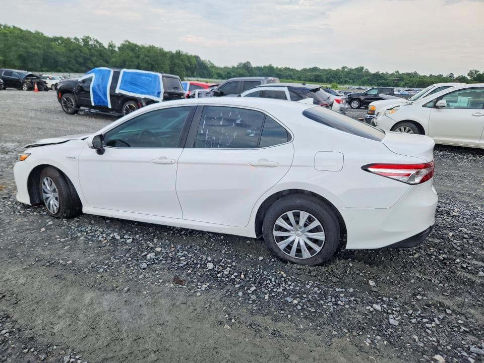 2019 TOYOTA CAMRY HYBRID LE 2