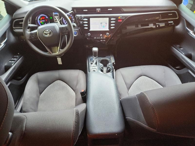 2019 TOYOTA CAMRY HYBRID LE 8