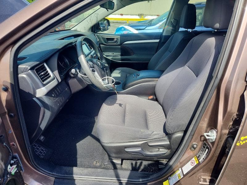 2017 TOYOTA HIGHLANDER LE LE 7