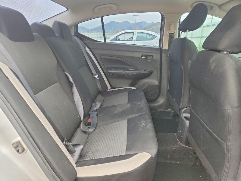 2020 NISSAN VERSA SV SV 10