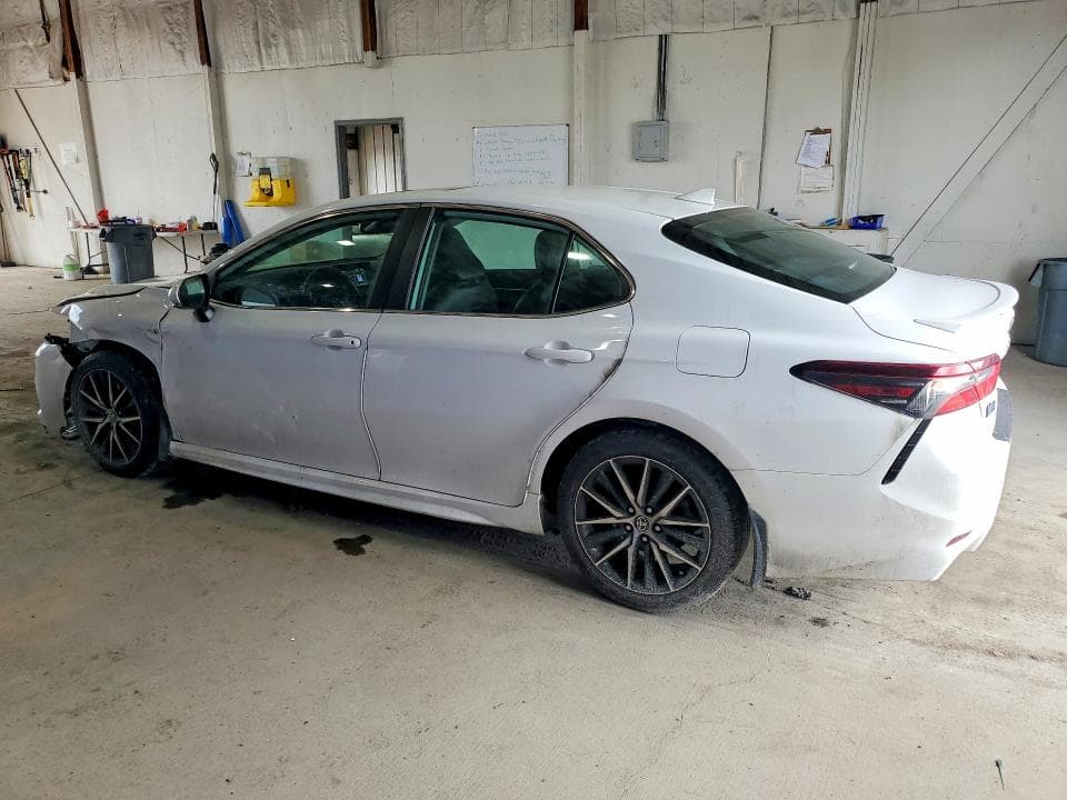 2022 TOYOTA CAMRY SE SE 2