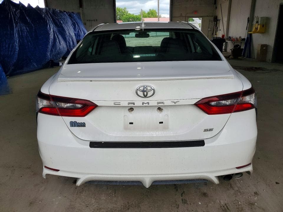 2022 TOYOTA CAMRY SE SE 6