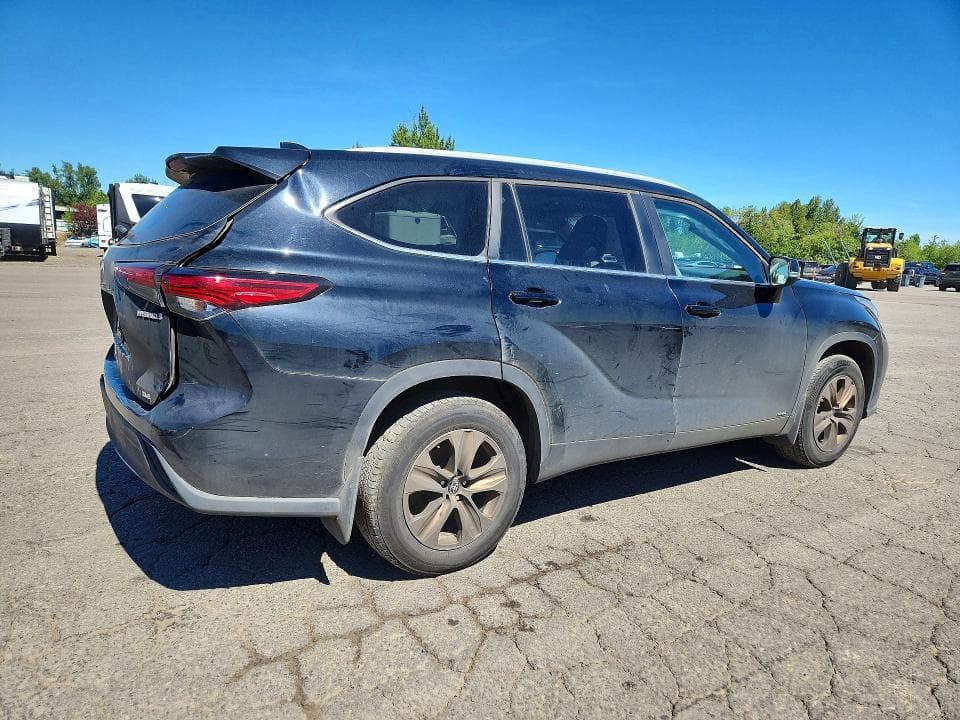 2023 TOYOTA HIGHLANDER HYBRID BRONZE EDITION HYBRID BRONZE EDITION 3