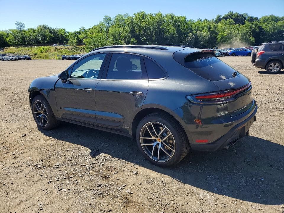 2026 PORSCHE MACAN BASE 2