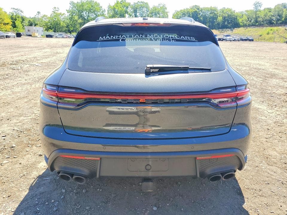 2026 PORSCHE MACAN BASE 6