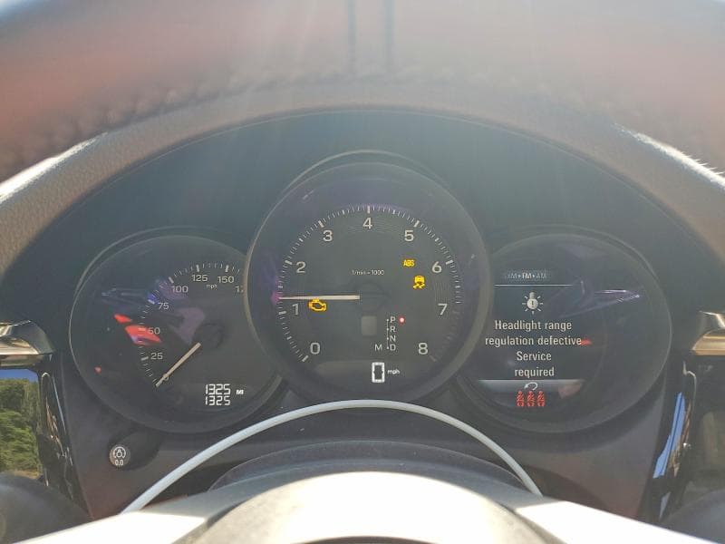 2026 PORSCHE MACAN BASE 9